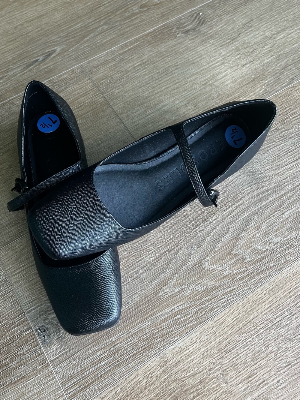 AEROSOLES Black Mary Jane Textured Flat Size 7.5 New without box